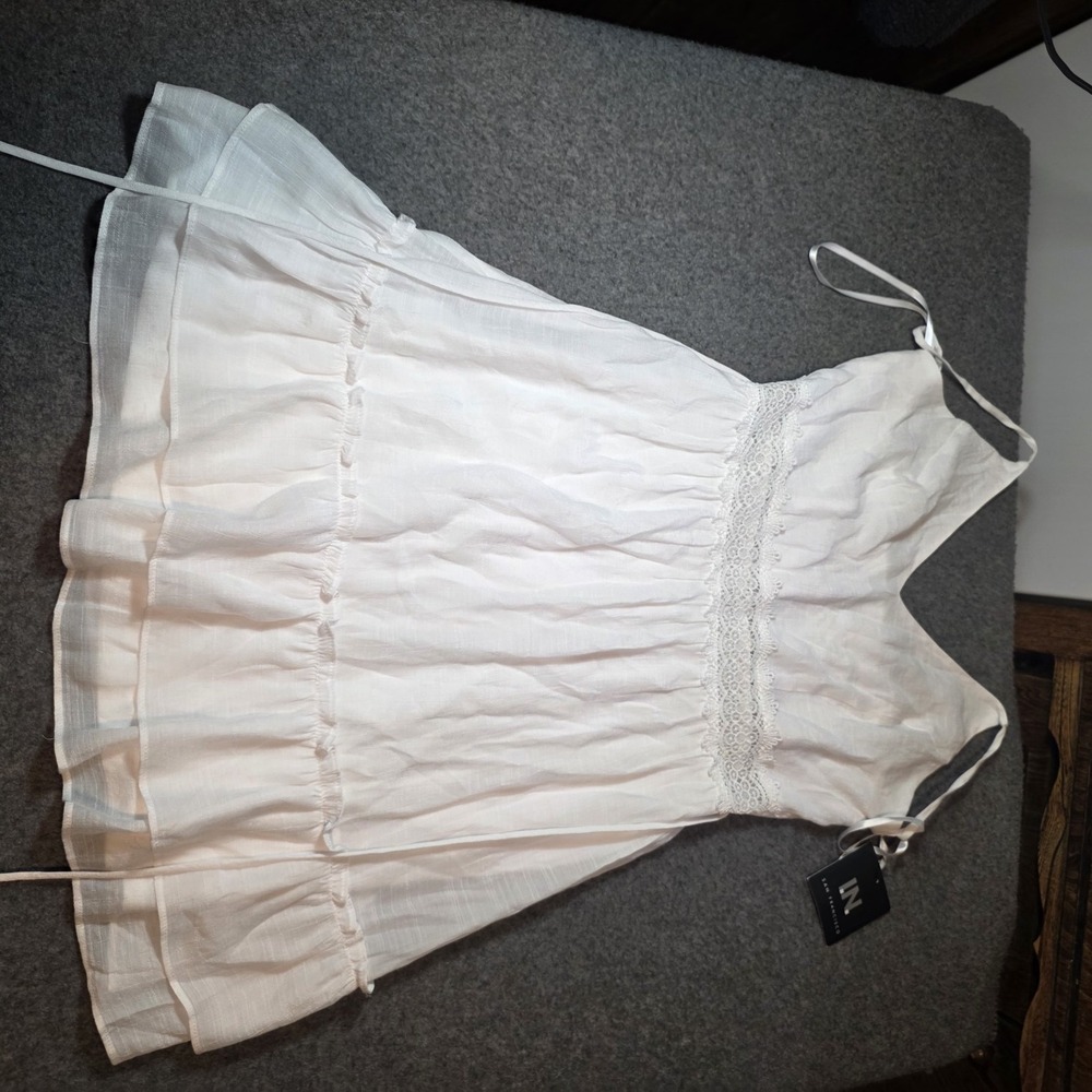 I.N. San Francisco White Camisol Top Medium J2